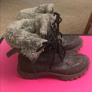 Girls boots